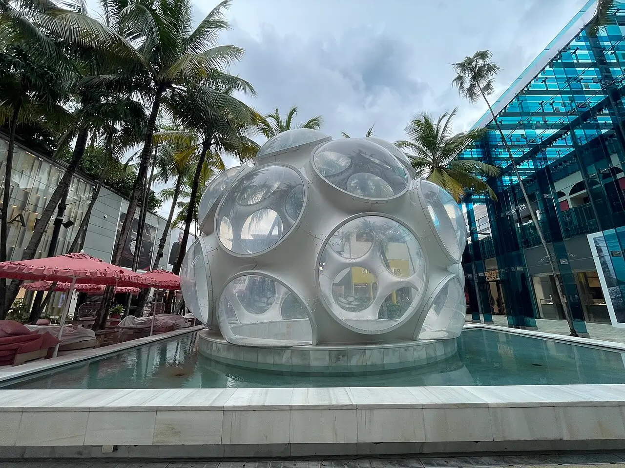 Buckminster Fuller's Fly's Eye Dome - Photo by Ven-Lib